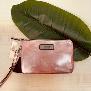 Victoria’s Secret NWT Metallic Pink Zipper Cosmetic Makeup Bag